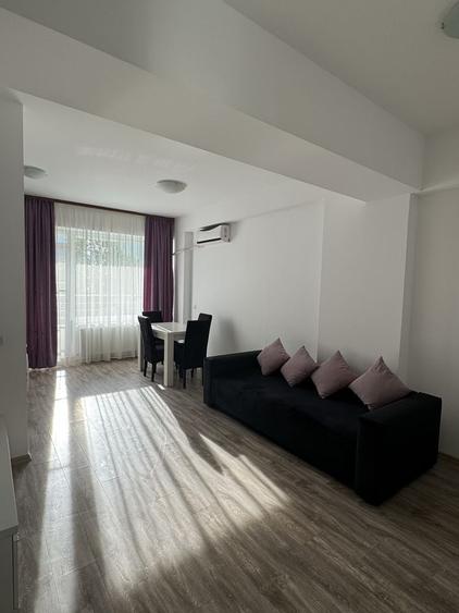 Apartament cu 2 camere decomandat în Mamaia