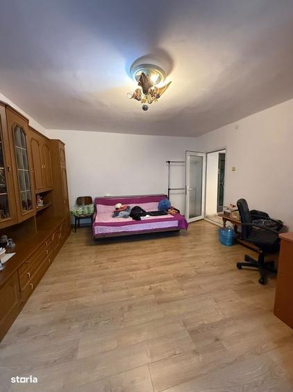 Apartament cu 2 camere decomandat în George Enescu