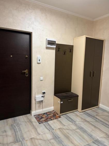 Apartament cu 3 camere decomandat, mobilat în Orizont
