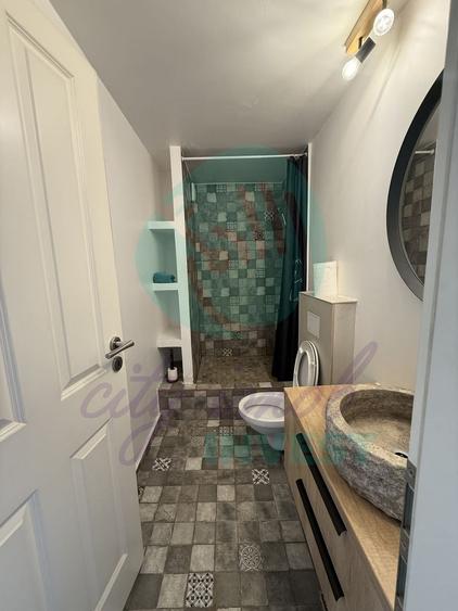 Apartament cu 2 camere decomandat, mobilat în Vitan Mall