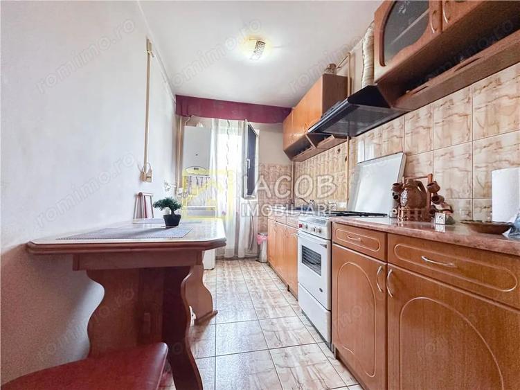 Apartament cu 2 camere semidecomandat în Bistrița Lac