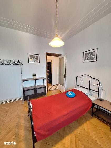 Apartament cu 4 camere în Centrul Istoric