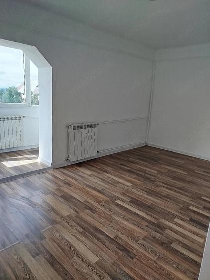 Garsonieră decomandată în Obcini