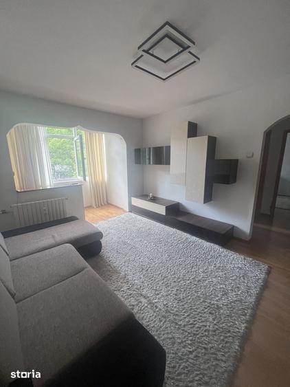 Apartament cu 2 camere în Podu Roș