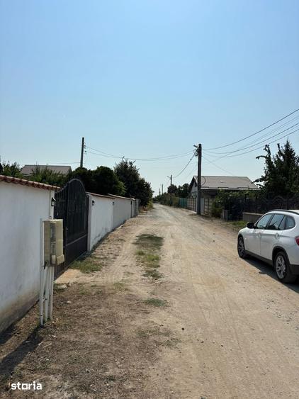 Teren de 472 mp, în Malu Mare