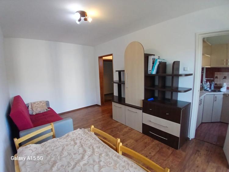 Garsonieră semidecomandată în Zorilor