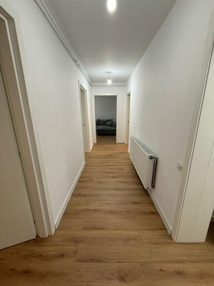 Apartament cu 3 camere decomandat în Ștefănești