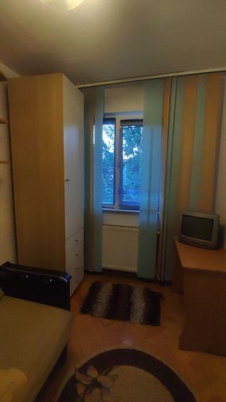 Apartament cu 3 camere în Alexandru cel Bun