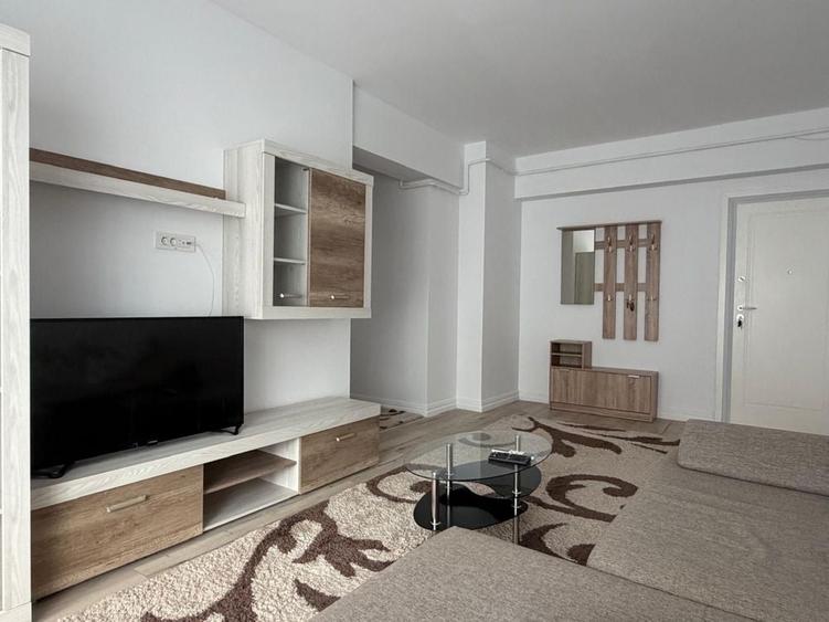 Apartament cu 2 camere decomandat în Exterior Vest