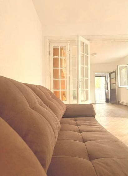 Casă individuală cu 3 camere cu Teren 220 Mp în Domenii