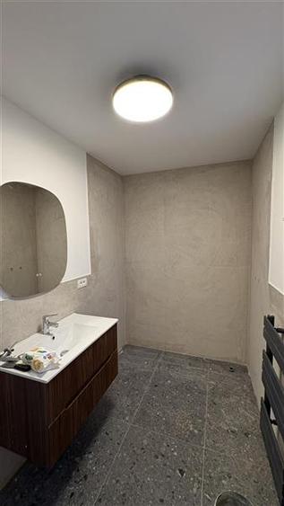 Inchiriere apartament ideal birou 3 camere decomandate renovat in Centru- zona R - 7