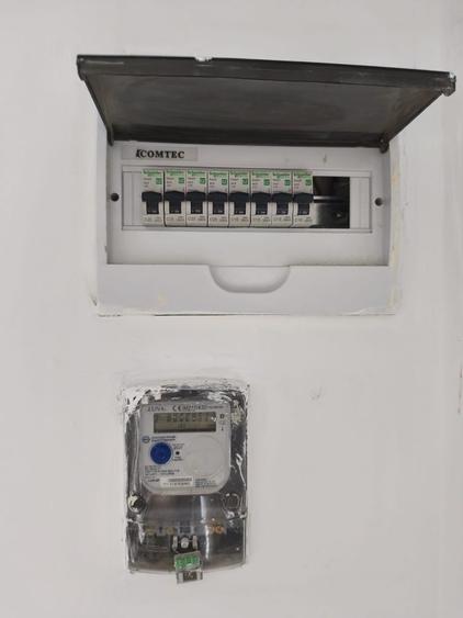 Casă cu 4 camere în Exterior Vest