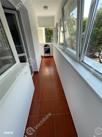 Apartament 3 camere decomandate 2 balcoane in zona centrala Sibiu - 8