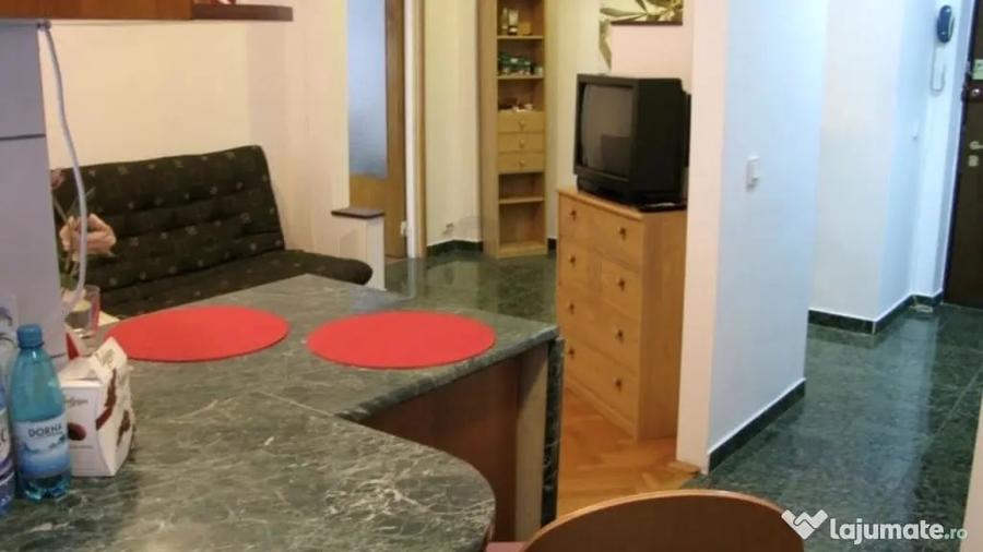 Apartament cu 2 camere decomandat în Obor