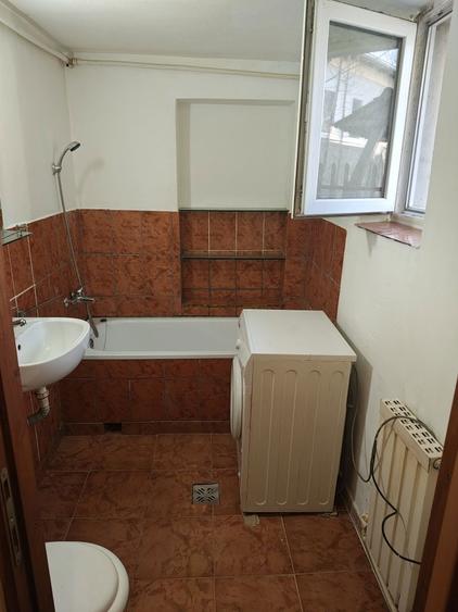 Garsonieră decomandată în Exterior Vest