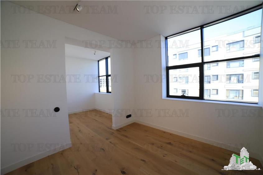 Apartament cu 4 camere decomandat în Barbu Văcărescu