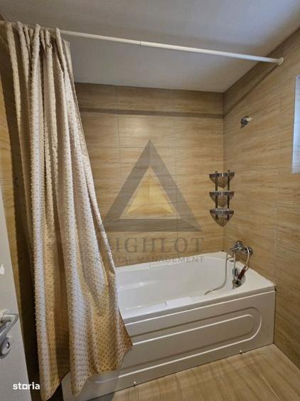 Apartament cu 3 camere în Libertății
