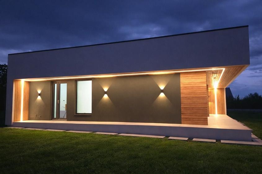 Casă cu 4 camere în Moara