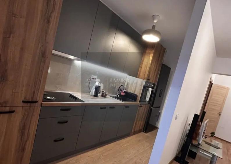 Apartament cu 2 camere decomandat, mobilat în Metalurgiei
