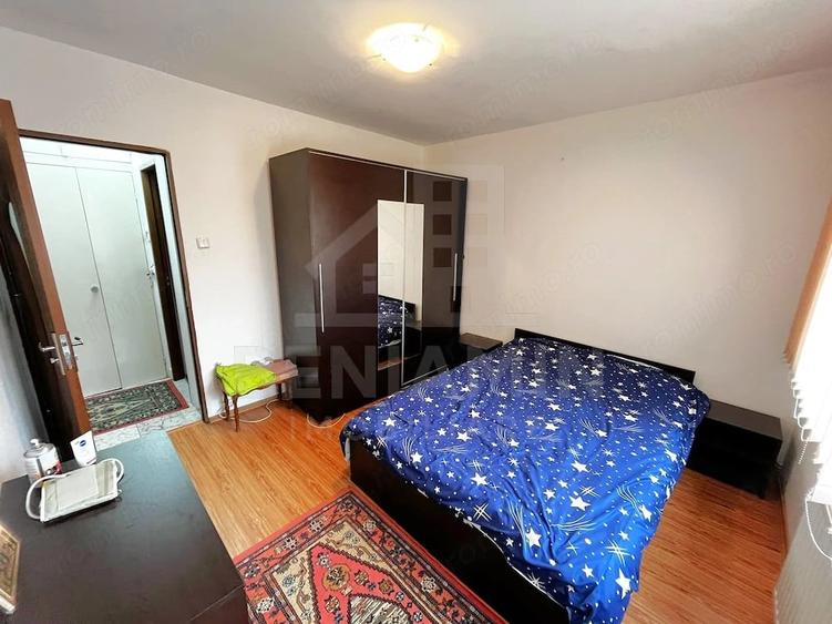 Apartament cu 2 camere decomandat în Rovine