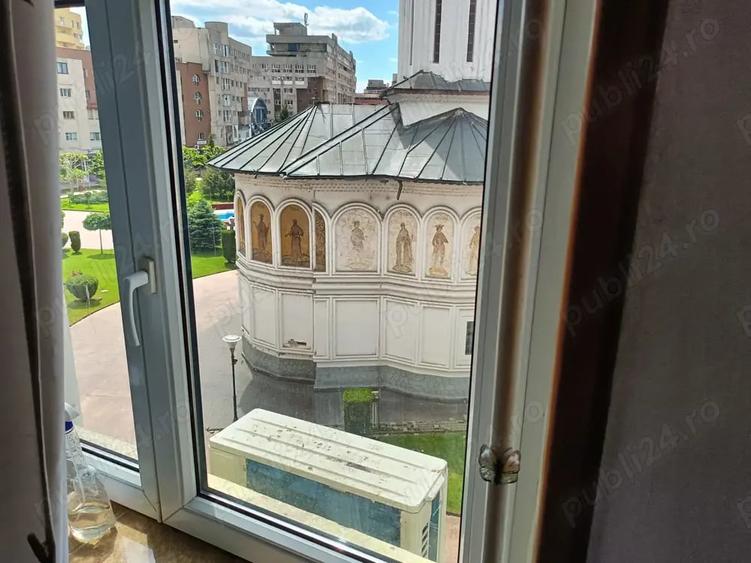 Spațiu comercial, de 20 mp, în Central