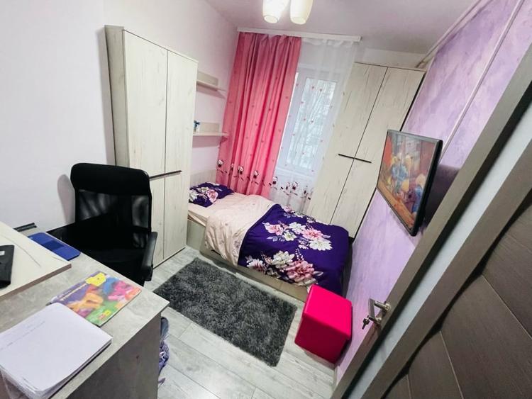 Apartament cu 4 camere decomandat, mobilat în Nord