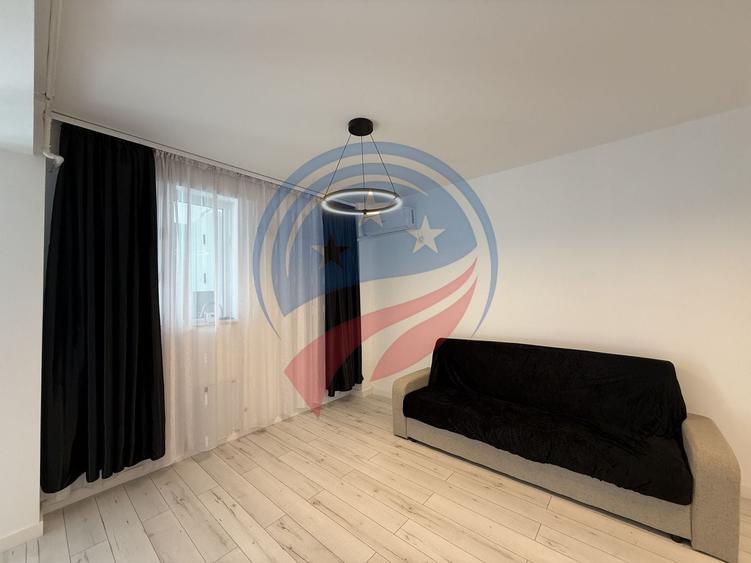 Apartament cu 2 camere semidecomandat, mobilat în 1 Mai