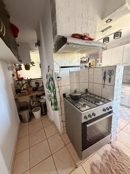 Apartament cu 2 camere decomandat, mobilat în Bucovina