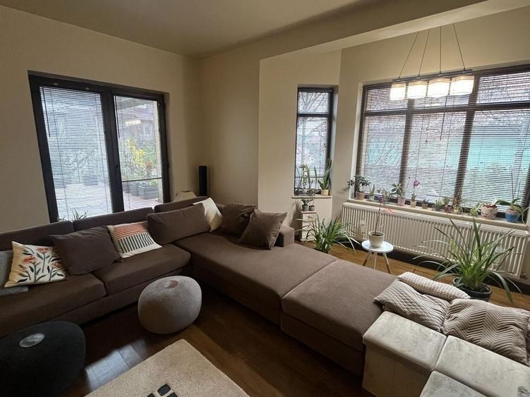 Casă cu 4 camere cu Teren 620 Mp în Trivale