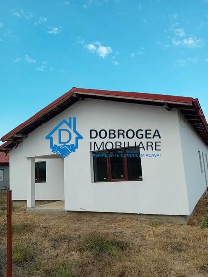 Casă individuală cu 5 camere cu Teren 1000 Mp în Murighiol