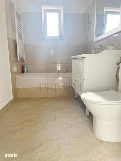 Apartament cu 4 camere decomandat, mobilat în Steaua