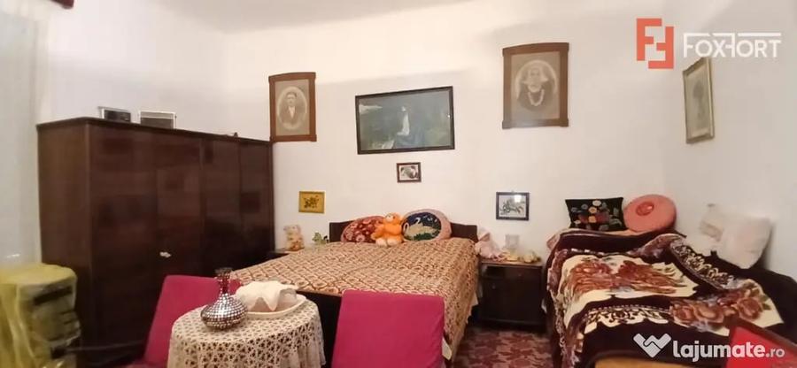 Casă cu 3 camere cu Teren 1500 Mp în Satchinez
