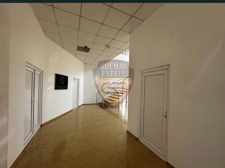 Clădire de birouri modernă de închiriat – 224 mp parter / 220 mp etaj