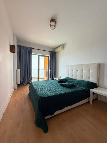 Apartament cu 3 camere decomandat, mobilat în Doamna Ghica