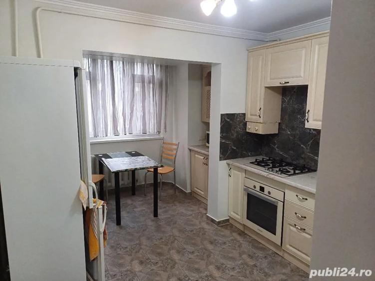 Garsonieră decomandată în Take Ionescu