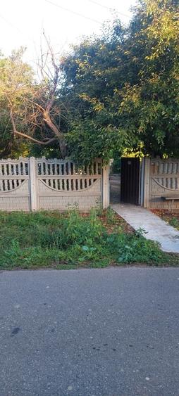 Casă cu 4 camere cu Teren 4623 Mp în Dedulești