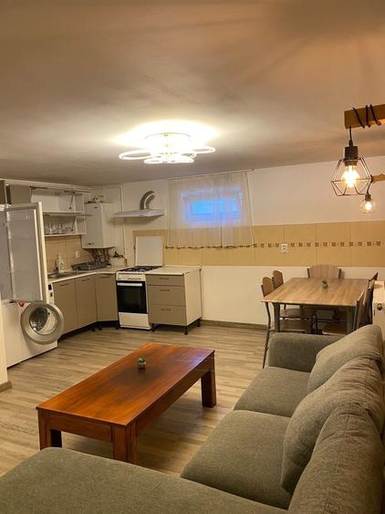 Apartament cu 2 camere decomandat în Borhanci