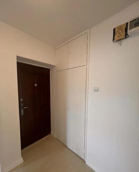 Apartament cu 3 camere decomandat în Dristor
