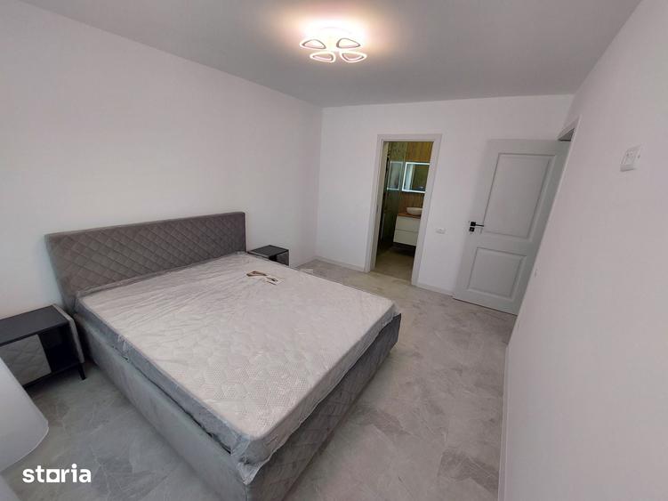 Casă cu 4 camere cu Teren 440 Mp în Central