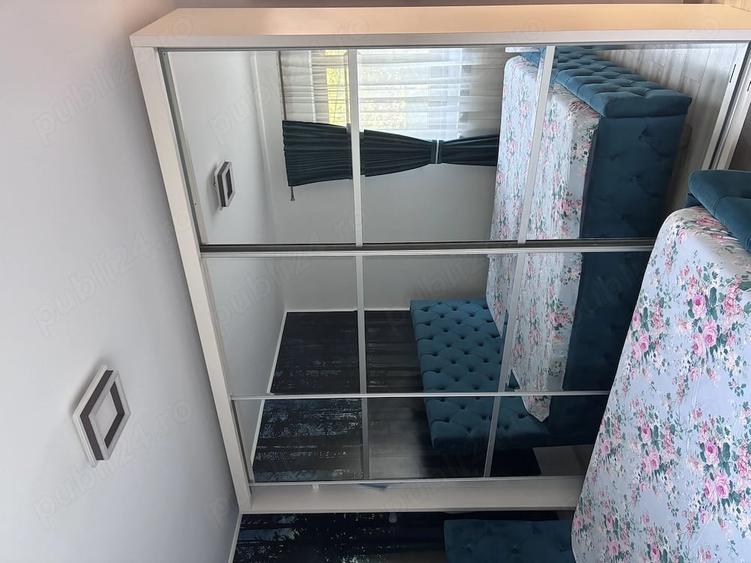 Apartament cu 3 camere decomandat în Săvinești