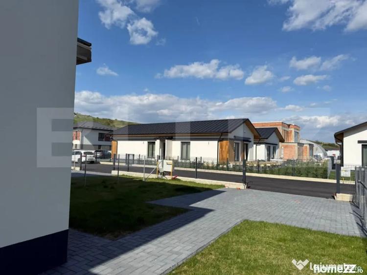 Casă cu 4 camere cu Teren 595 Mp în Apahida