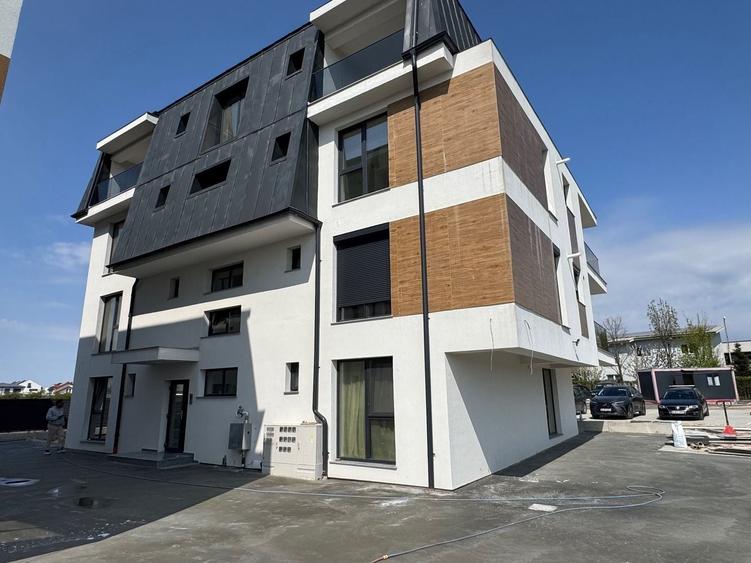 Apartament cu 2 camere decomandat în Est
