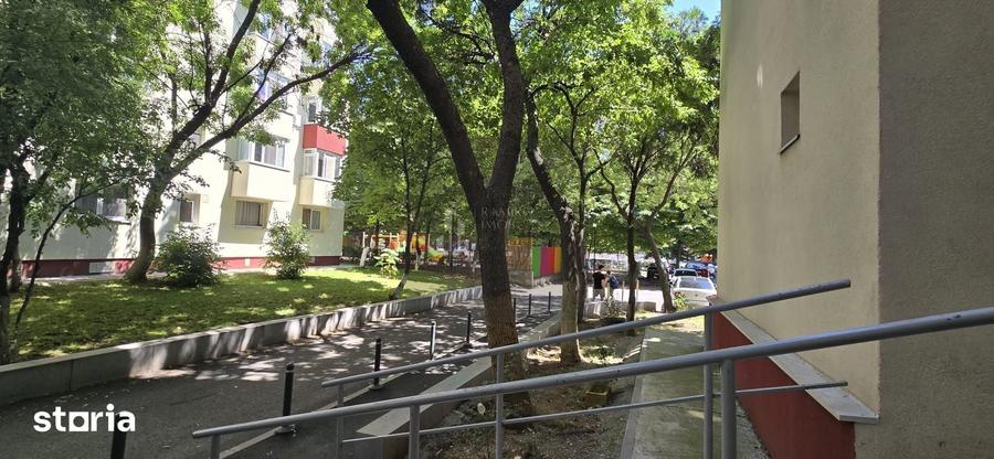 Apartament cu 2 camere semidecomandat în Cișmigiu