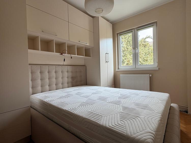 Apartament cu 3 camere semidecomandat în Olimpia-Stadion