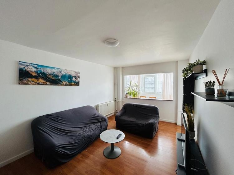 Apartament cu 3 camere decomandat, mobilat în Titulescu