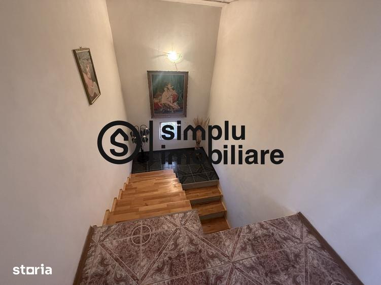 Casă cu 6 camere cu Teren 372 Mp în Bariera Vâlcii