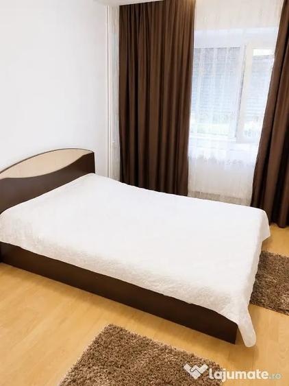 Apartament cu 3 camere decomandat în Tomis Nord