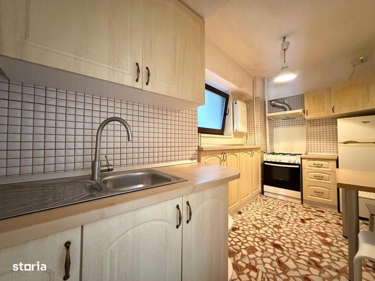 Apartament cu 2 camere decomandat, mobilat în Romană