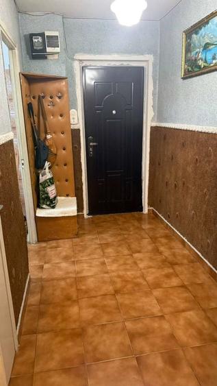 Vanzare apartament 3 camere, decomandat, confort 1 in Ploiesti, Vest - 11