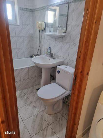 Apartament cu 3 camere, mobilat în Central